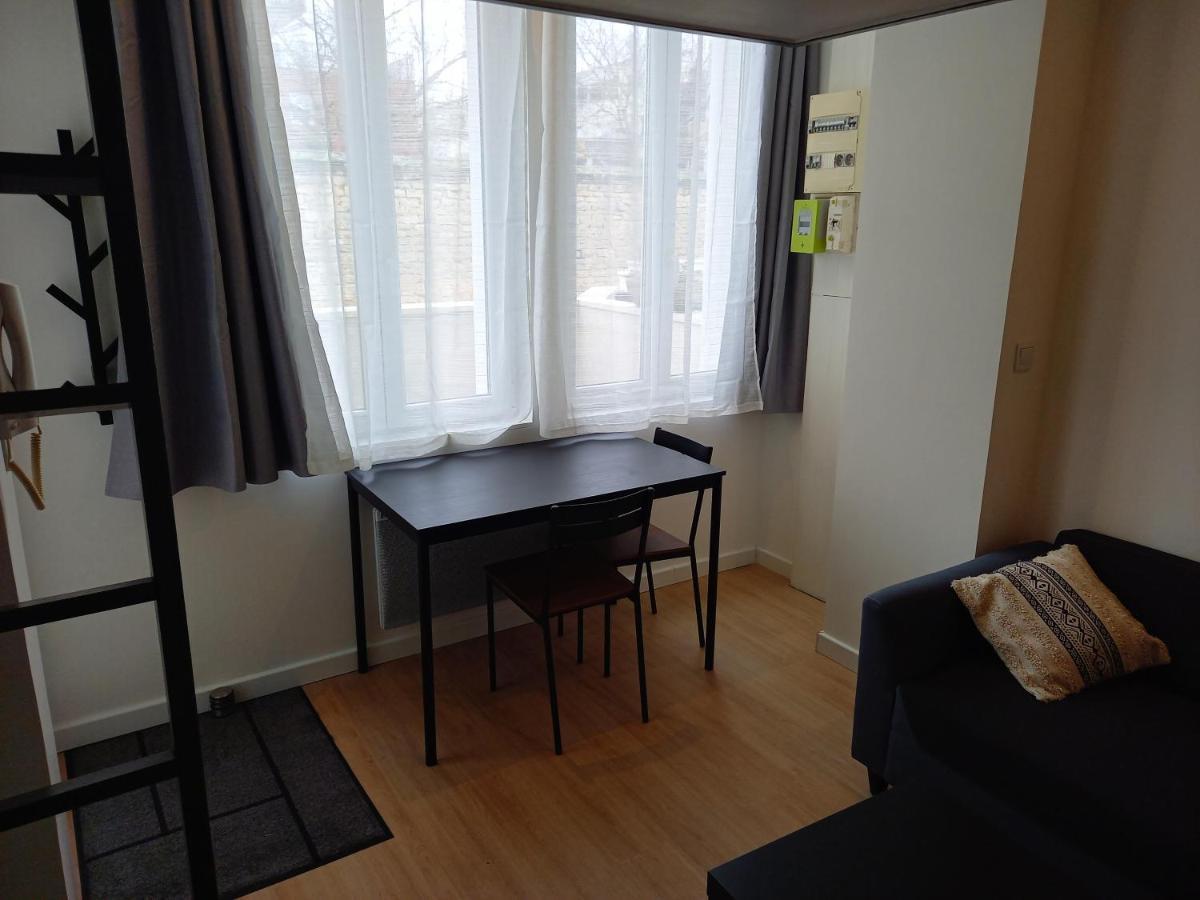 Studio Avec Terrasse En Residence Calme A Dijon. Exteriér fotografie
